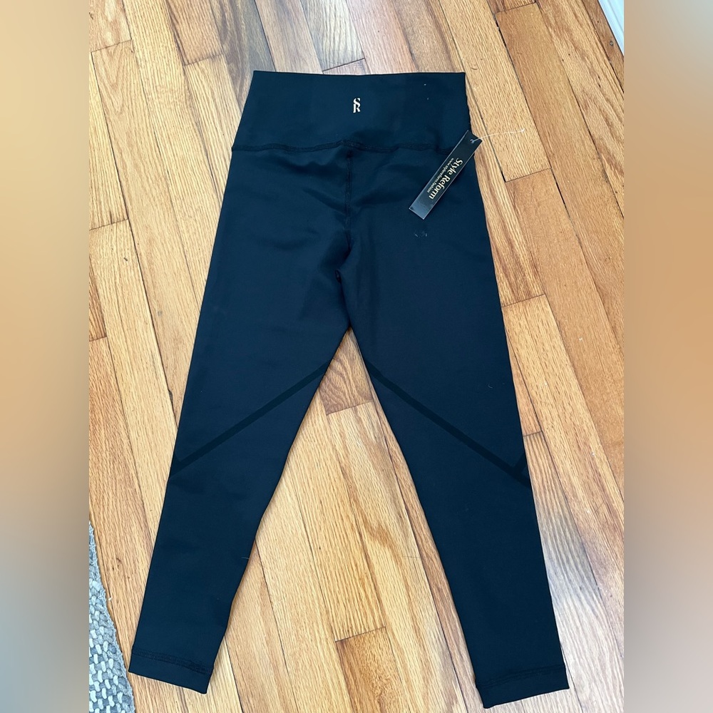 NWT :Style Reform Mid Calf Leggings with black detail
